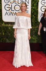 KRISTEN WIIG at 2015 Golden Globe Awards in Beverly Hills