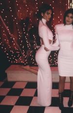 KYLIE JENNER - Instagram Pics