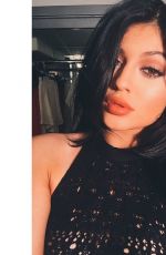 KYLIE JENNER - Instagram Pics