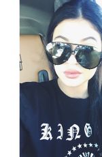 KYLIE JENNER - Instagram Pics