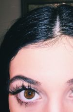 KYLIE JENNER - Instagram Pics