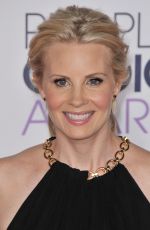 MONICA POTTER at 2015 People’s Choice Awards in Los Angeles