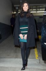 OLIVIA MUNN at AOL
