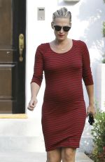 Pregnant MOLLY SIMS Out and About in Los Angeles 2101