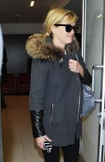 REESE WITHERSPOON Arrives at LAX Airport 1201