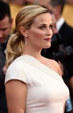 REESE WITHERSPOON at 2015 Screen Actor Guild Awards in Los Angeles