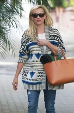 REESE WITHERSPOON Out and About in Beverly Hills 0801