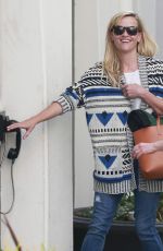 REESE WITHERSPOON Out and About in Beverly Hills 0801
