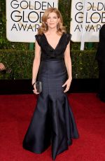 RENE RUSSO at 2015 Golden Globe Awards in Beverly Hills