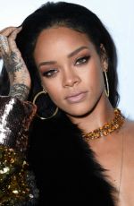RIHANNA at Daily Front Row Fashion Los Angeles Awards Show