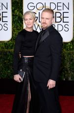 ROBIN WRIGHT at 2015 Golden Globe Awards in Beverly Hills