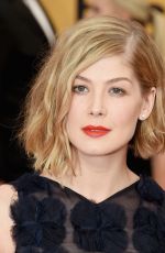 ROSAMUND PIKE at 2015 Screen Actor Guild Awards in Los Angeles