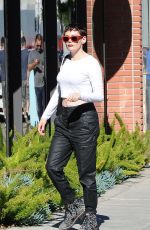 ROSE MCGOWAN Out and About in Los Angeles 1701