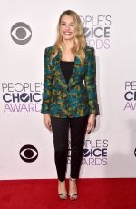 SADIE CALVANO at 2015 People’s Choice Awards in Los Angeles