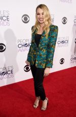 SADIE CALVANO at 2015 People’s Choice Awards in Los Angeles