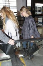 SARAH MICHELLE GELLAR at LAX Airport in Los Angeles 1201