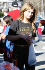 STEFANIE SCOTT Shopping at Farmers Market in Studio City