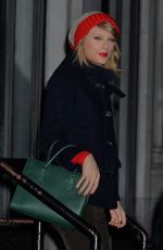 TAYLOR SWIFT Leaves Her Apartment in New York 3112