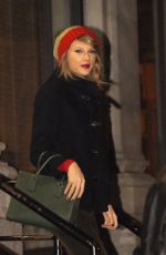 TAYLOR SWIFT Leaves Her Apartment in New York 3112