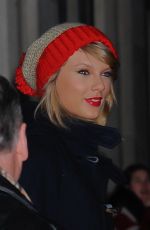 TAYLOR SWIFT Leaves Her Apartment in New York 3112