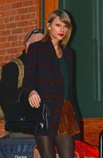 TAYLOR SWIFT Leaves Her New York