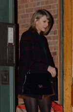 TAYLOR SWIFT Leaves Her New York