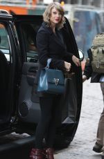 TAYLOR SWIFT Out and About in New York 1601
