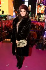 VICTORIA JUSTICE at New Year