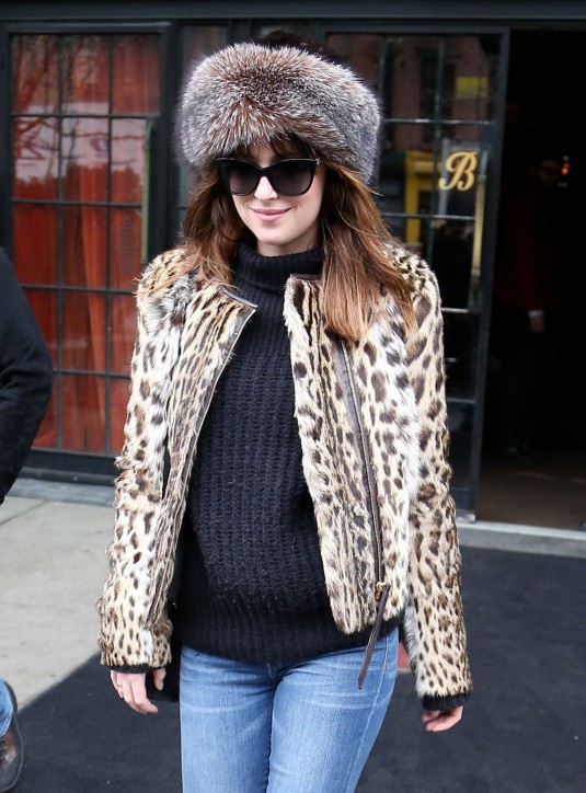 DAKOTA JOHNSON Leaves Her Hotel