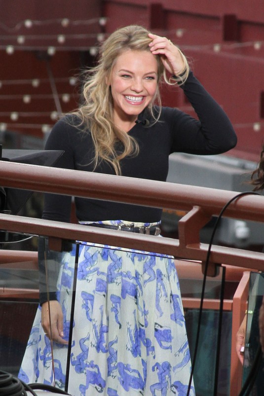 ELOISE MUMFOR on the Set of Extra