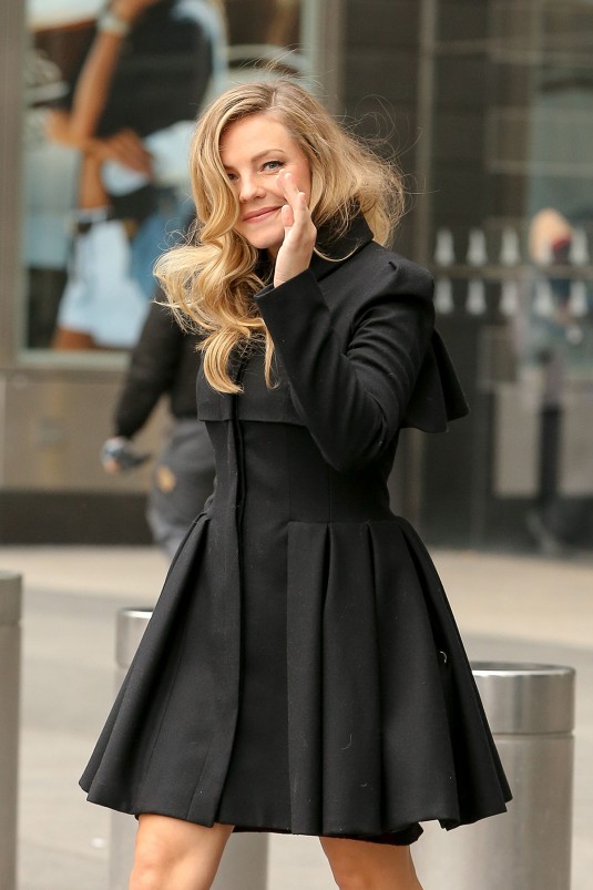 ELOISE MUMFORD Out in New York
