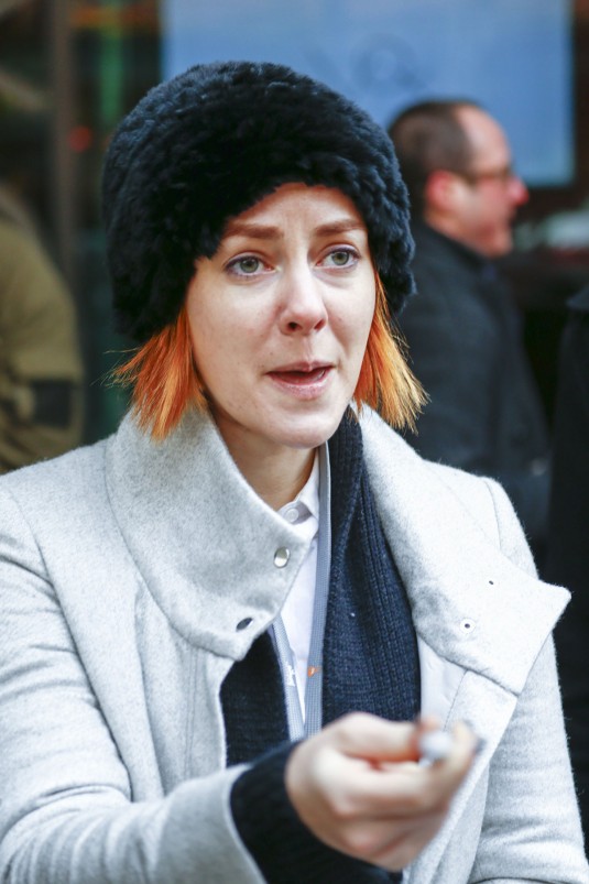 JENA MALONE Out in Berlin