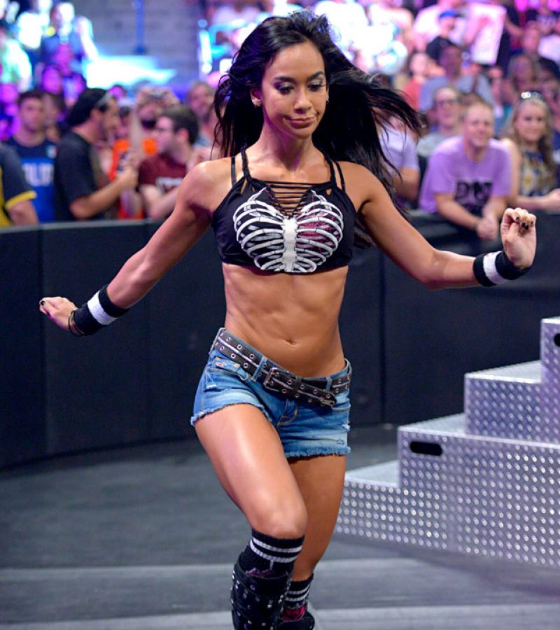 AJ LEE Pictures Gallery.