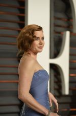 AMY ADAMS at Vanity Fair Oscar Party in Hollywood