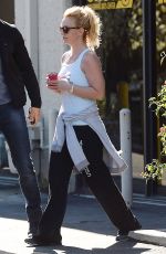 BRITNEY SPEARS Arrives at a Dance Studio in Westlake Village 0302