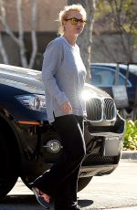 BRITNEY SPEARS Arrives at a Dance Studio in Westlake Village 0302