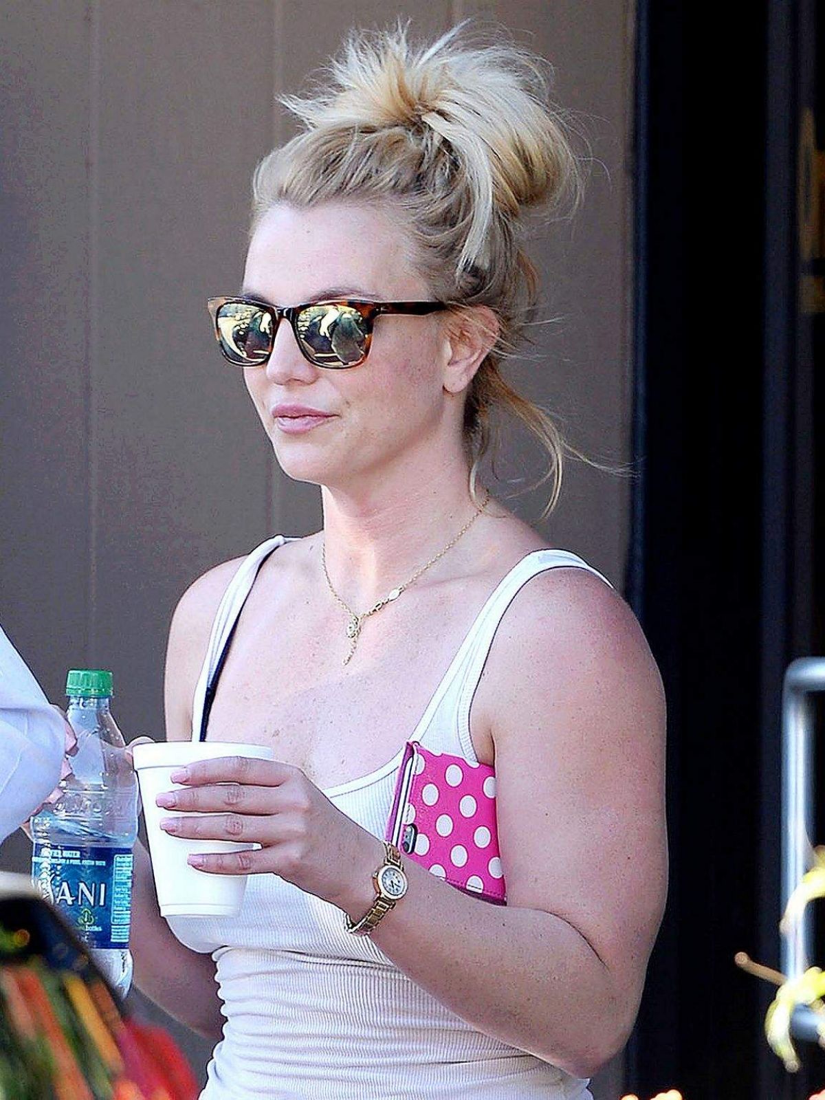 BRITNEY SPEARS Leaves a Dance Class in Westlake Village 1002 BRITNEY SPEARS Leaves a Dance Class in Westlake Village 1002