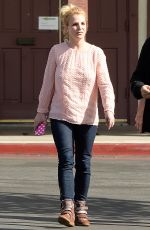 BRITNEY SPEARS Out and About in Westlake Village 0302