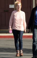 BRITNEY SPEARS Out and About in Westlake Village 0302