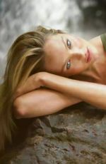 CANDICE SWANEPOEL - VS Swim Special Candice