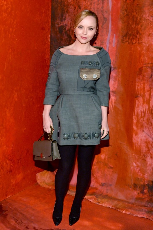 christina-ricci-at-marc-jacobs-fashion-show-in-new-york_1