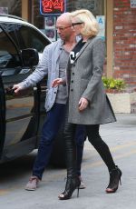 GWEN STEFANI Arrives at an Acupuncture Clinic in Los Angeles