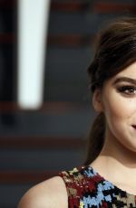 HAILEE STEINFELD at Vanity Fair Oscar Party in Hollywood