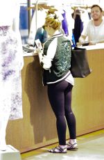 HILARY DUFF Shoping at Intermix in Los Angeles