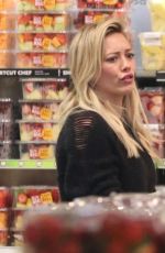 HILARY DUFF Shopping at Whole Foods in Beverly Hills 2702