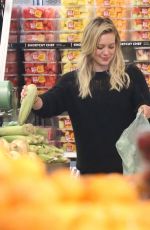 HILARY DUFF Shopping at Whole Foods in Beverly Hills 2702