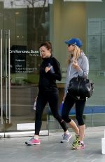 JENNIFER GARNER in Tights Leaves a Gym in Los Angeles 0402