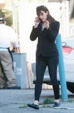 JENNIFER GARNER Out and About in Los Angeles 2502