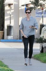 JENNIFER GARNER Out and About in Los Angeles 2602