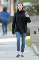 JENNIFER GARNER Out Shopping in Brentwood 2402